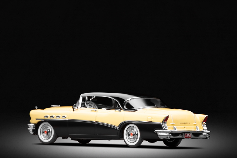 Roadmaster Riviera (1956)