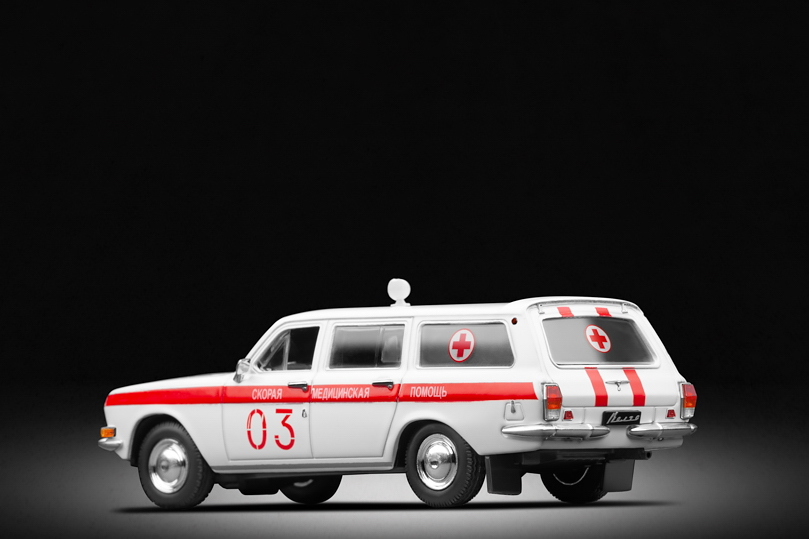 Gaz Volga M24-02 Ambulance (1972)