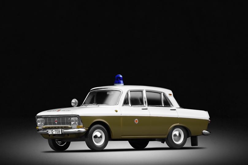 Moskvitch 412 Volks Polizei (1972)
