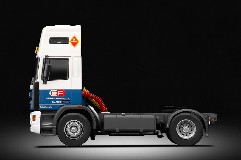 Pegaso Troner 1236.38 with semi-trailer (1988)