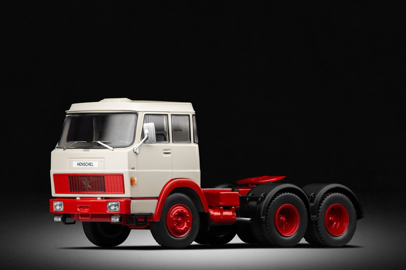 Henschel HS19TS (1966)