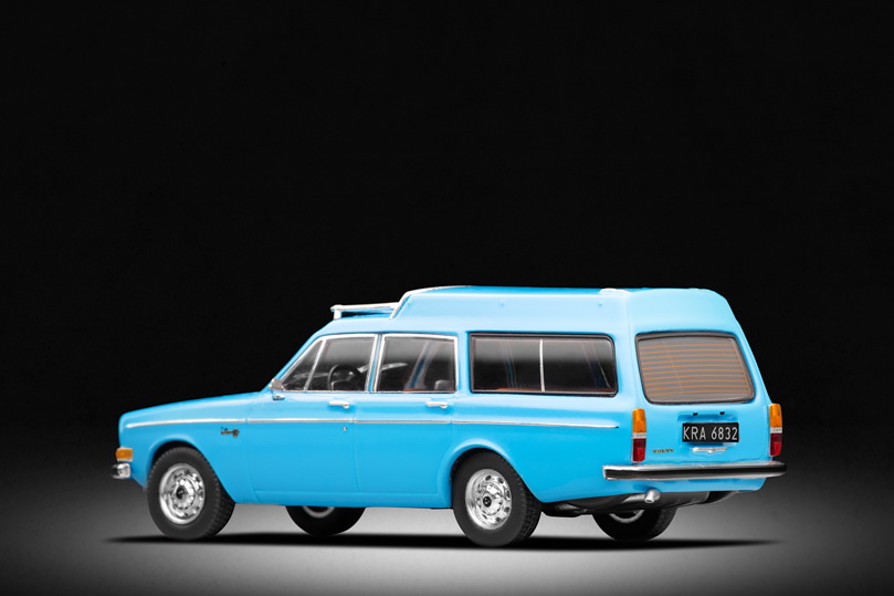 Volvo 145 Express Ambulance (1966–74)