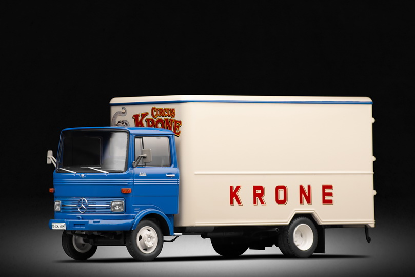 Mercedes-Benz LP608D Krone (1967)
