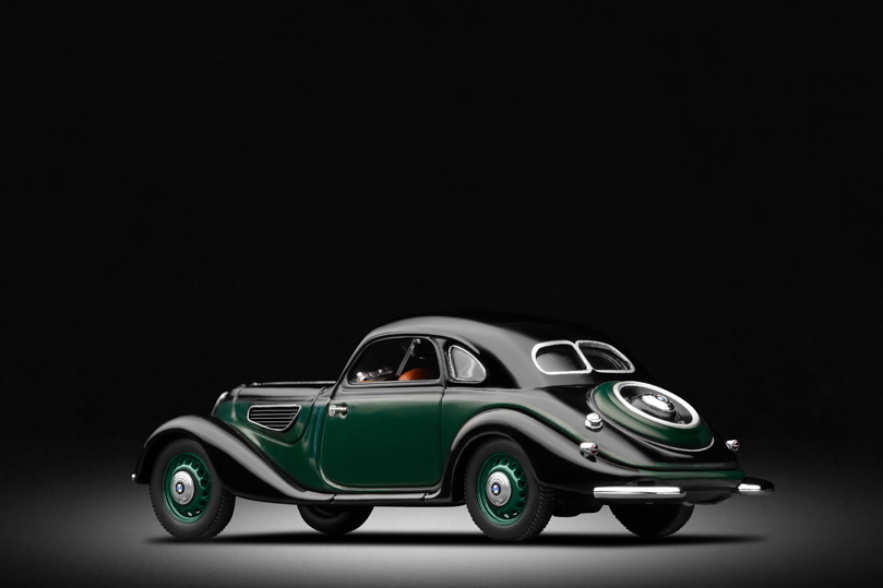 BMW 327 (1941)